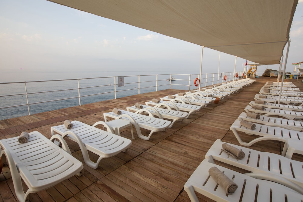 Falcon Hotel — Outdoor in Antalya