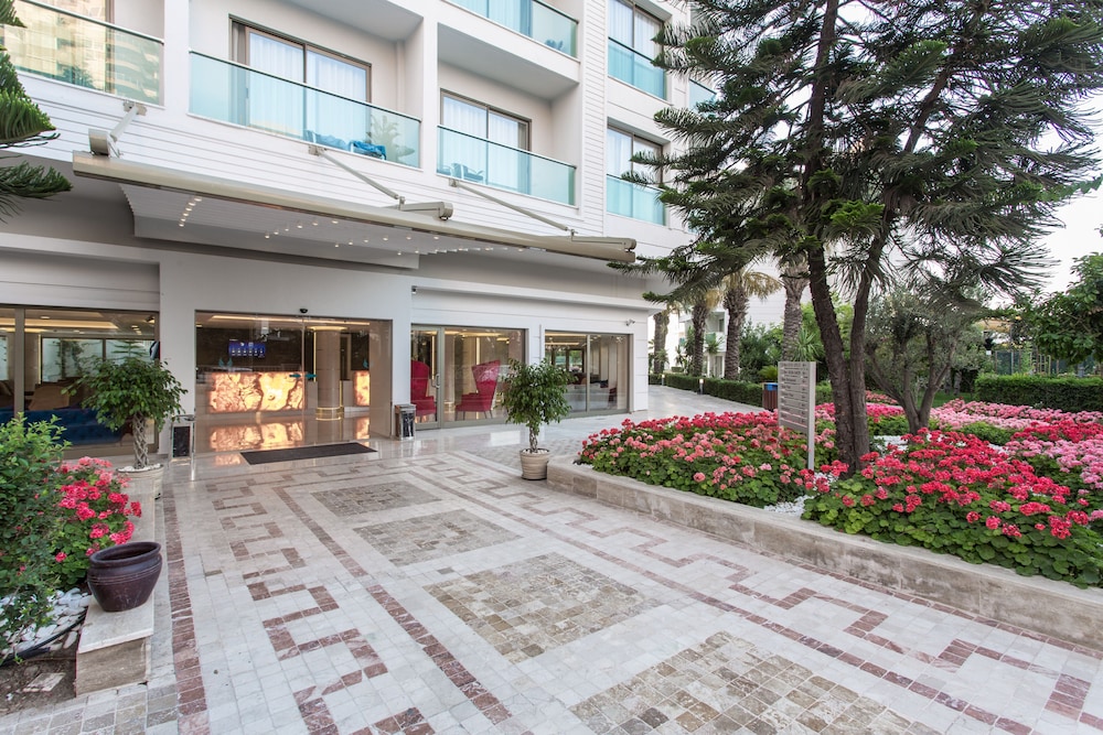 Falcon Hotel — On-site activities in Antalya