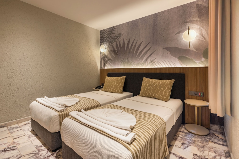 Club Aquarium — Hotel rooms in İçmeler, Mugla