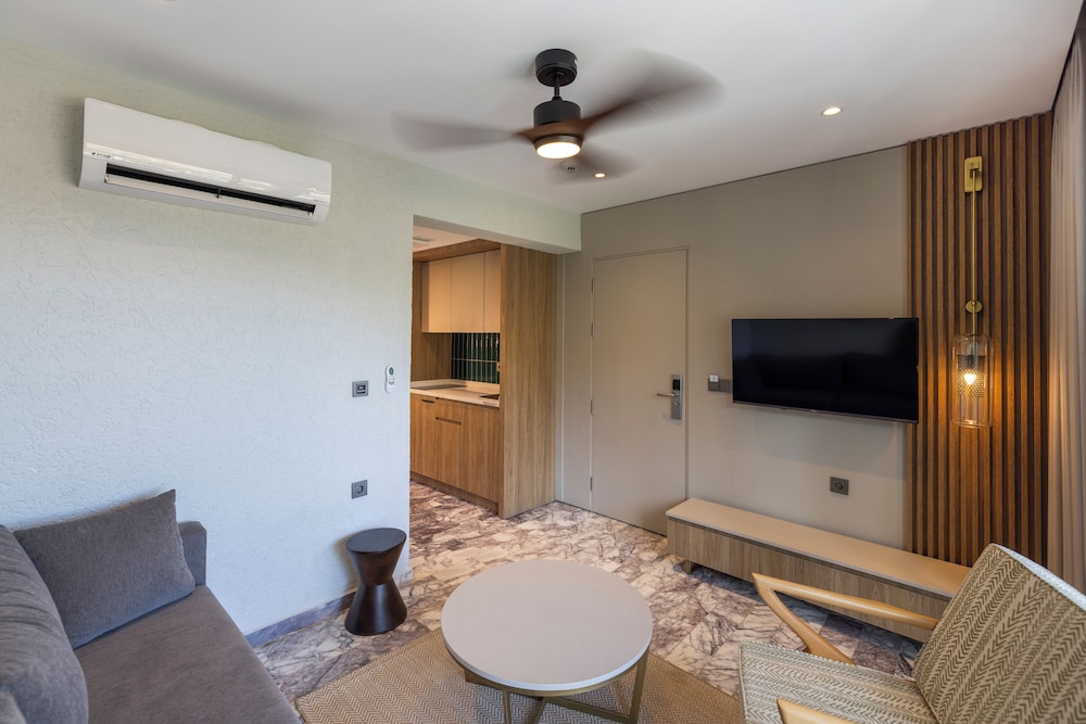 Club Aquarium — Hotel rooms in İçmeler, Mugla