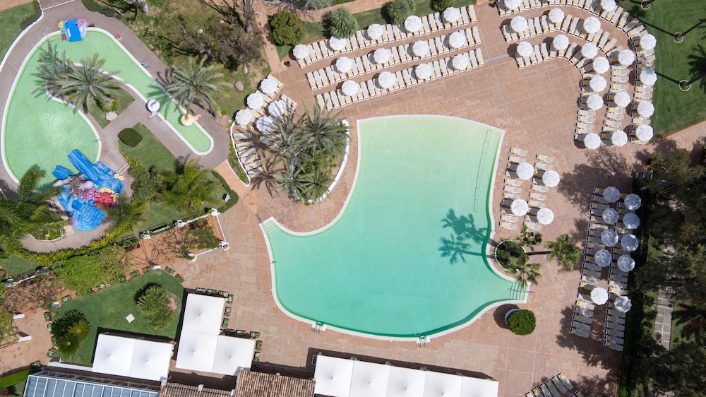 Iberostar Waves Ciudad Blanca — Swimming pool in Alcudia, Balearic Islands