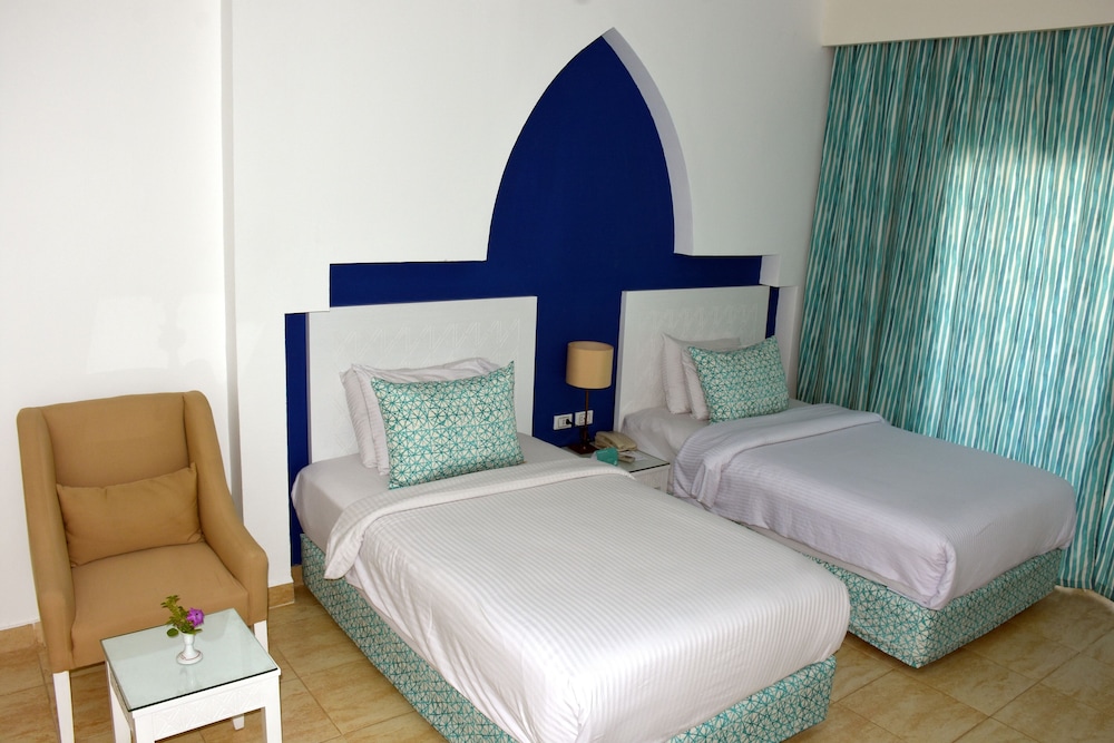 Sharm Club Beach Resort — Hotel rooms in Sharm El Sheikh, Red Sea