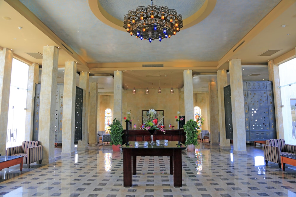 Sharm Club Beach Resort — Hotel building in Sharm El Sheikh, Red Sea