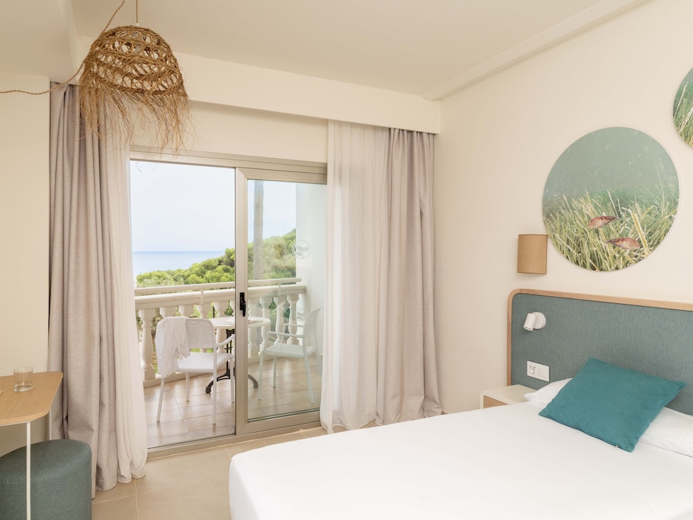 Iberostar Selection Albufera Playa - All Inclusive — Hotel rooms in Playa de Muro, Balearic Islands