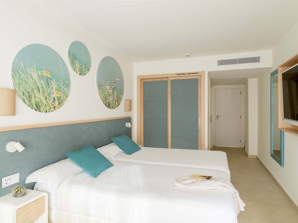 Iberostar Selection Albufera Playa - All Inclusive — Hotel rooms in Playa de Muro, Balearic Islands