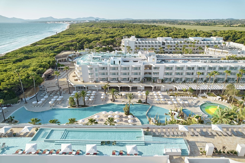Iberostar Selection Albufera Playa - All Inclusive — Swimming pool in Playa de Muro, Balearic Islands