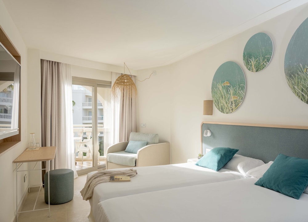 Iberostar Selection Albufera Playa - All Inclusive — Hotel rooms in Playa de Muro, Balearic Islands
