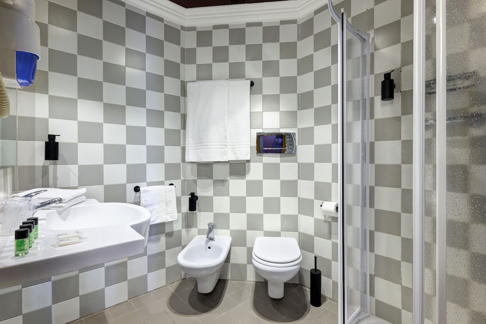 Hotel Roma Tor Vergata — Hotel rooms in Rome, Lazio