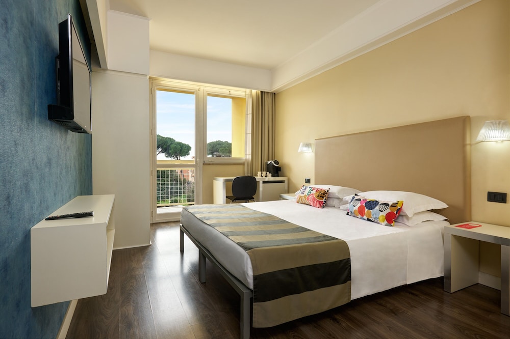 Hotel Roma Tor Vergata — Hotel rooms in Rome, Lazio