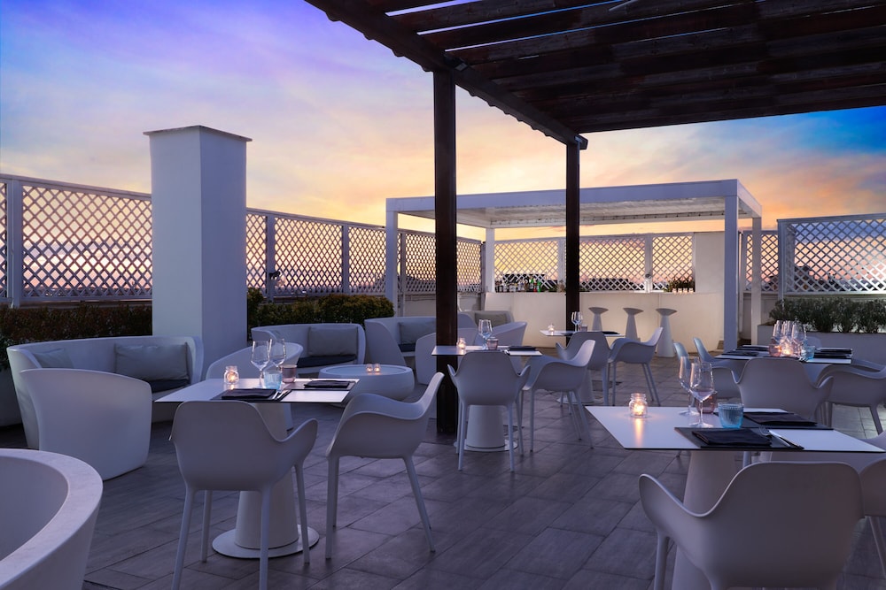 Hotel Roma Tor Vergata — Restaurant & bars in Rome, Lazio