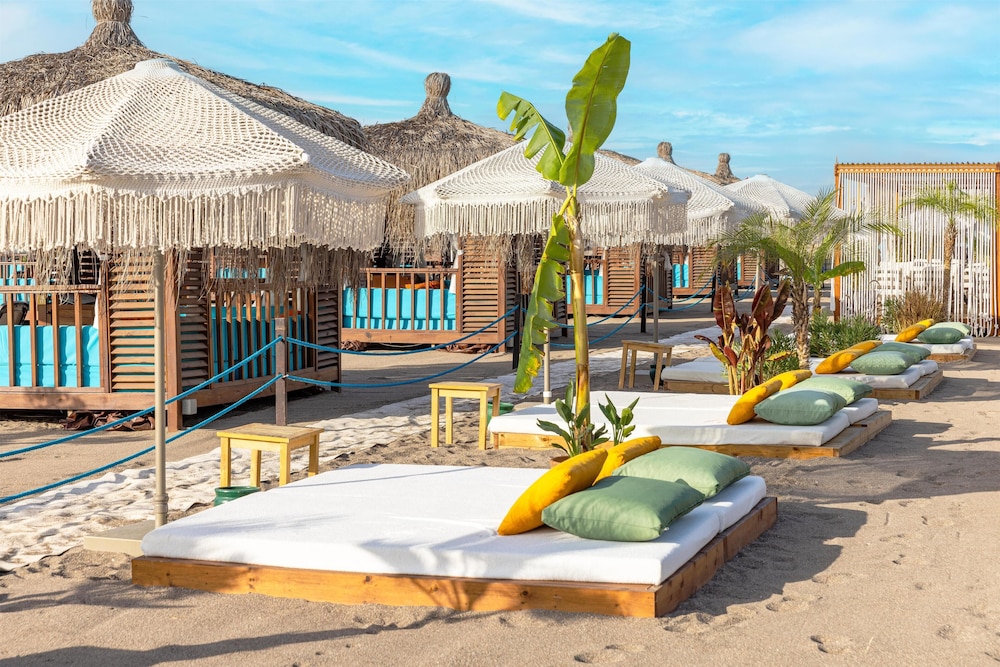 Concorde De Luxe Resort Lara Antalya - Prive Ultra All Inclusive — Beach in Lara