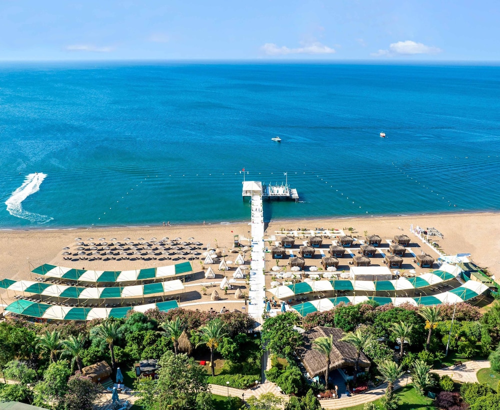 Concorde De Luxe Resort Lara Antalya - Prive Ultra All Inclusive — Beach in Lara