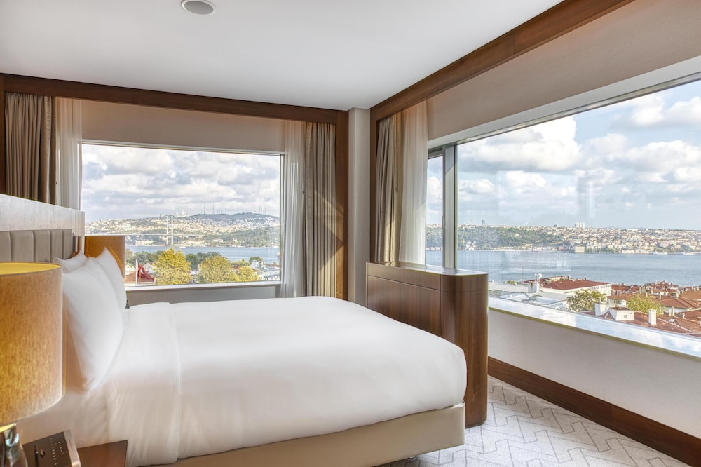 Conrad Istanbul Bosphorus — Hotel rooms in Istanbul, Istanbul