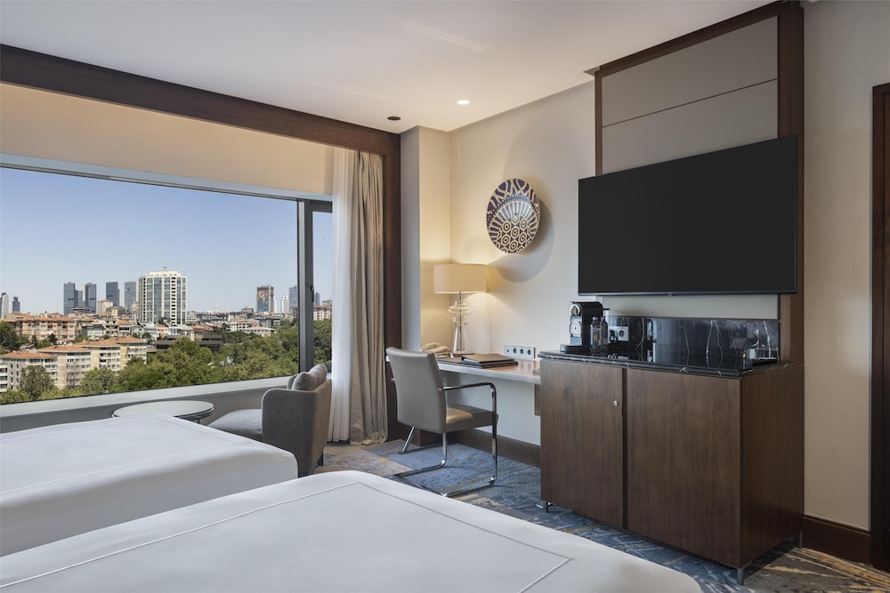 Conrad Istanbul Bosphorus — Hotel rooms in Istanbul, Istanbul