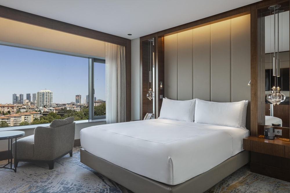 Conrad Istanbul Bosphorus — Hotel rooms in Istanbul, Istanbul