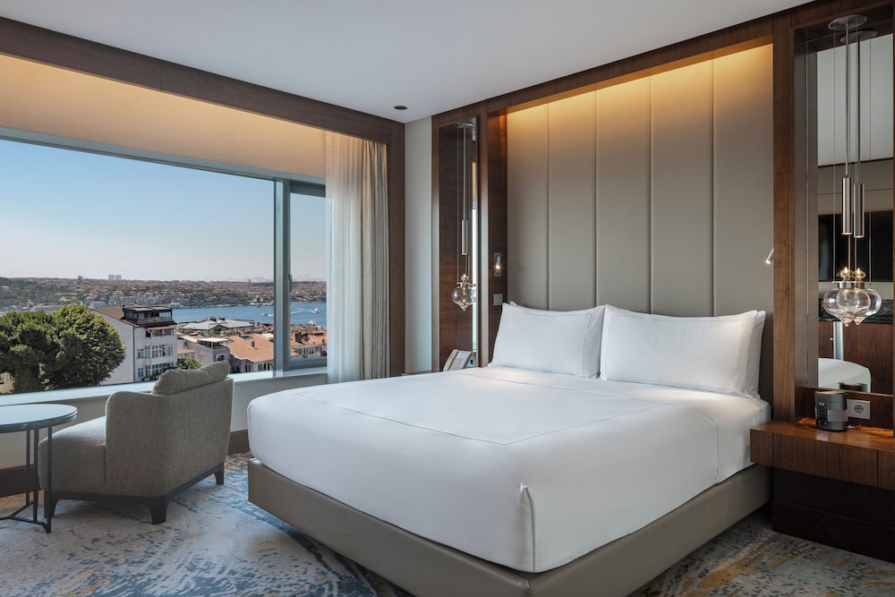 Conrad Istanbul Bosphorus — Hotel rooms in Istanbul, Istanbul