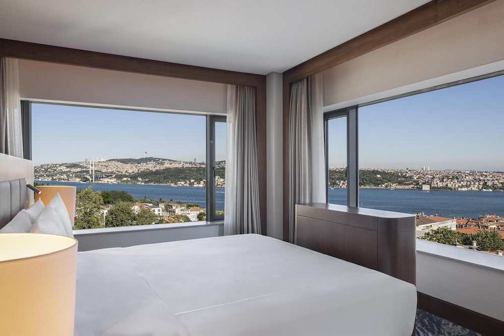 Conrad Istanbul Bosphorus — Hotel rooms in Istanbul, Istanbul
