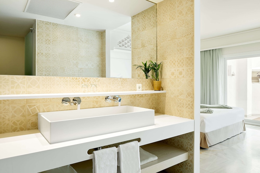 Iberostar Selection Marbella Coral Beach — Hotel rooms in Marbella, Andalusia
