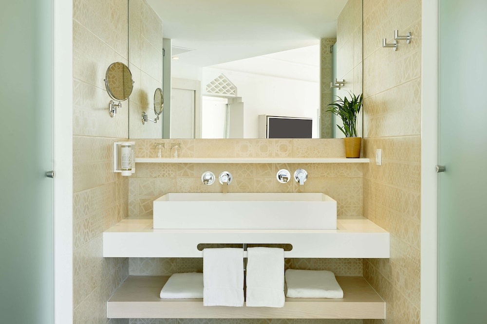 Iberostar Selection Marbella Coral Beach — Hotel rooms in Marbella, Andalusia
