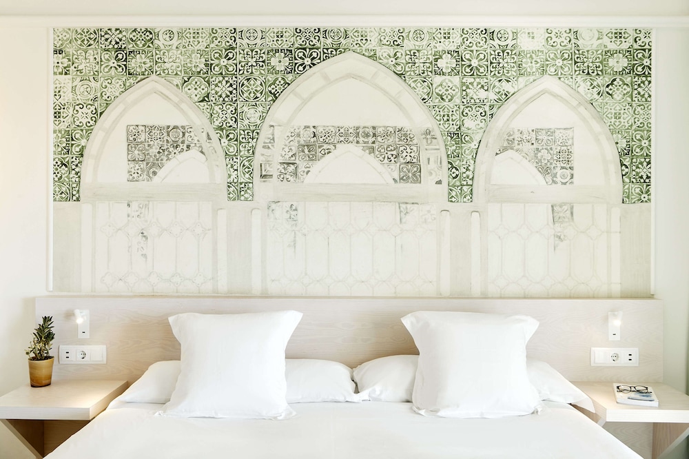 Iberostar Selection Marbella Coral Beach — Hotel rooms in Marbella, Andalusia