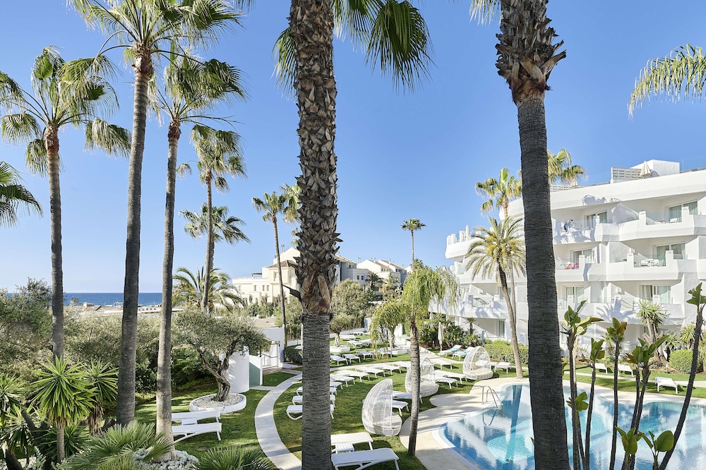 Iberostar Selection Marbella Coral Beach — Swimming pool in Marbella, Andalusia