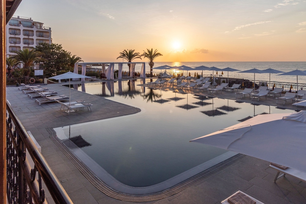 Delta Hotels by Marriott Giardini Naxos — Swimming pool in Giardini Naxos, Sicily