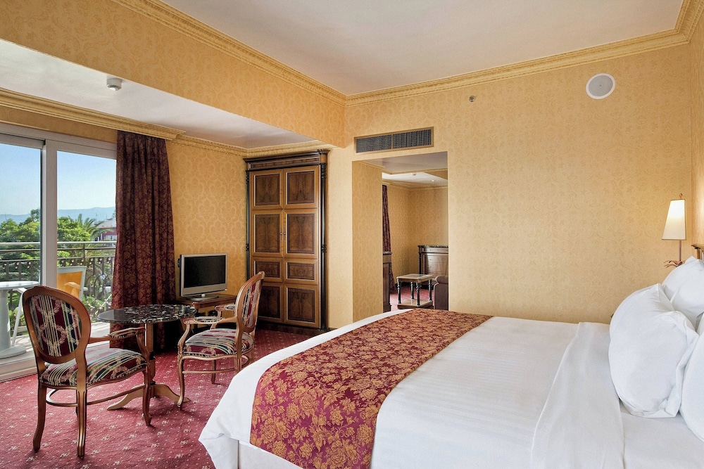 Delta Hotels by Marriott Giardini Naxos — Hotel rooms in Giardini Naxos, Sicily