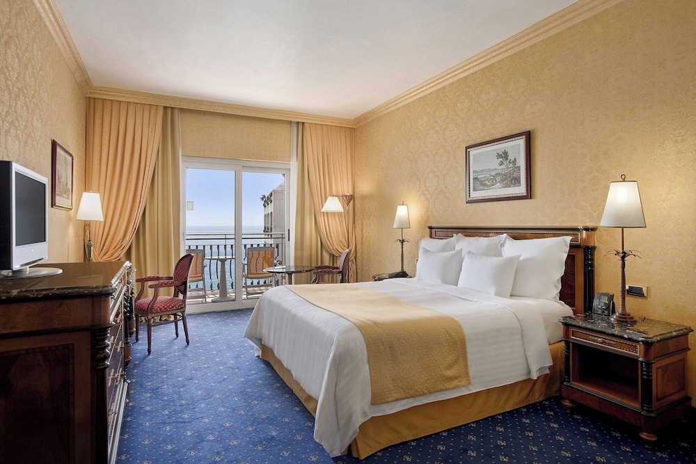 Delta Hotels by Marriott Giardini Naxos — Hotel rooms in Giardini Naxos, Sicily