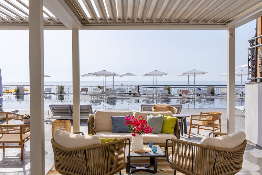 Delta Hotels by Marriott Giardini Naxos — Swimming pool in Giardini Naxos, Sicily