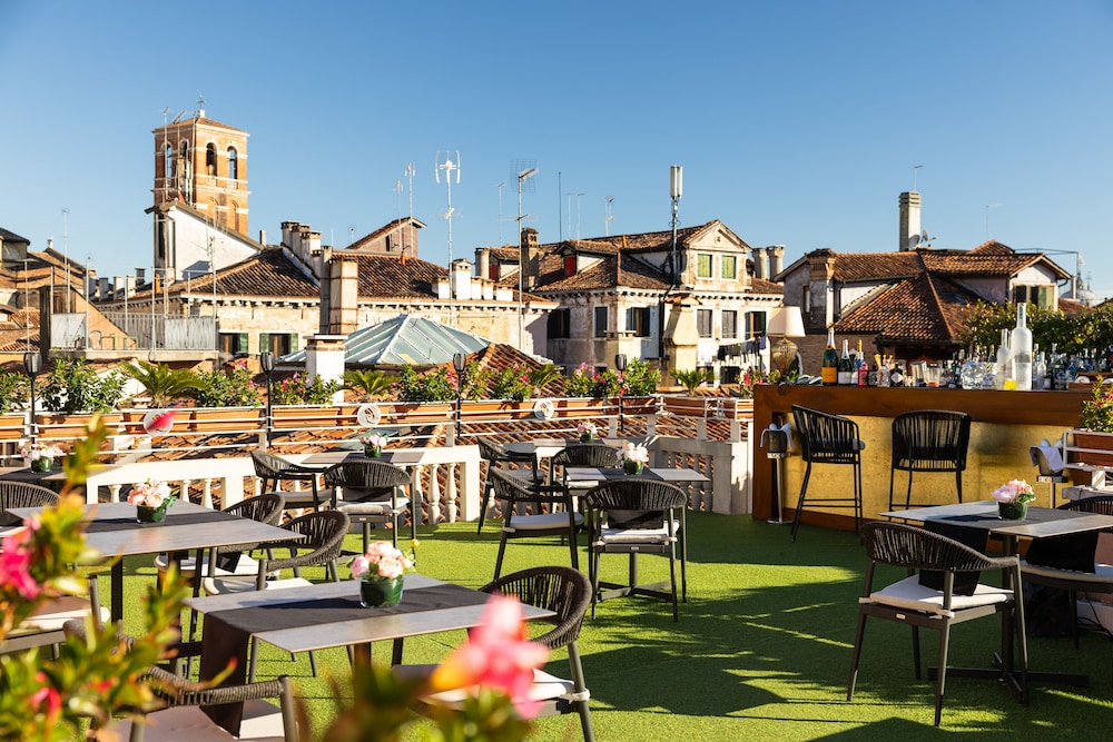 Hotel A LA Commedia — Restaurant & bars in Venice, Veneto