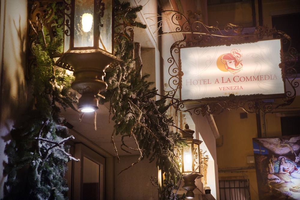 Hotel A LA Commedia — Hotel building in Venice, Veneto
