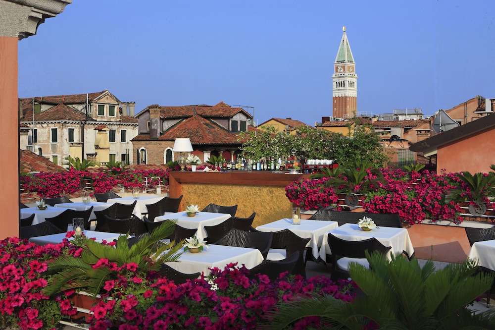 Hotel A LA Commedia — Main photo in Venice, Veneto