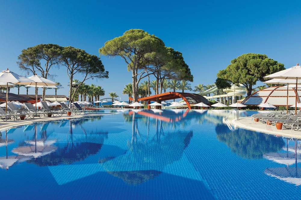 Paloma Sencia — Swimming pool in Belek