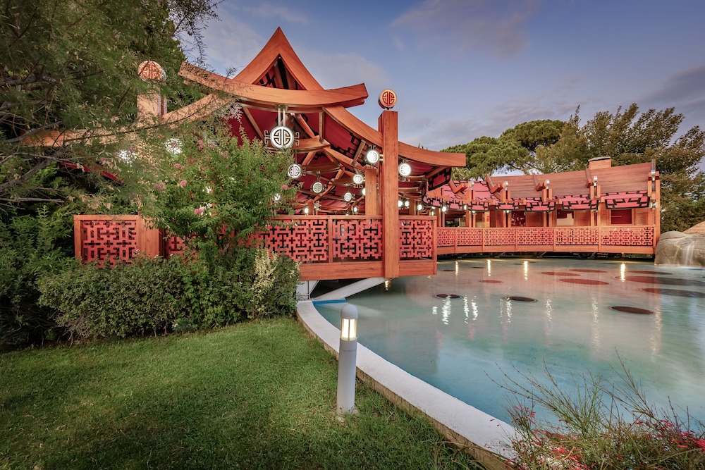 Paloma Sencia — Restaurant & bars in Belek