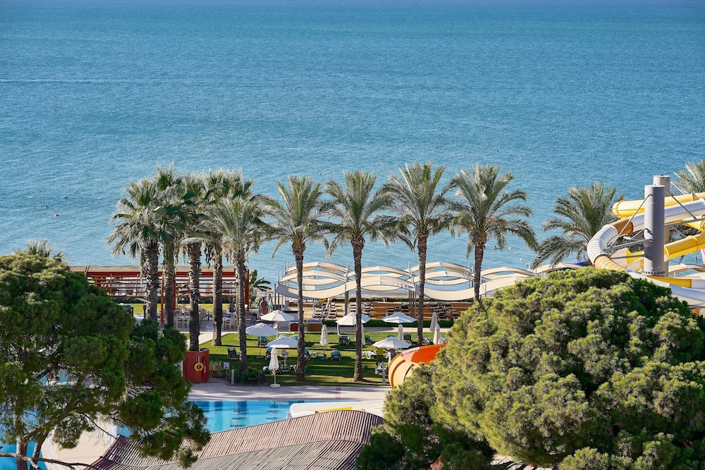 Paloma Sencia — Swimming pool in Belek