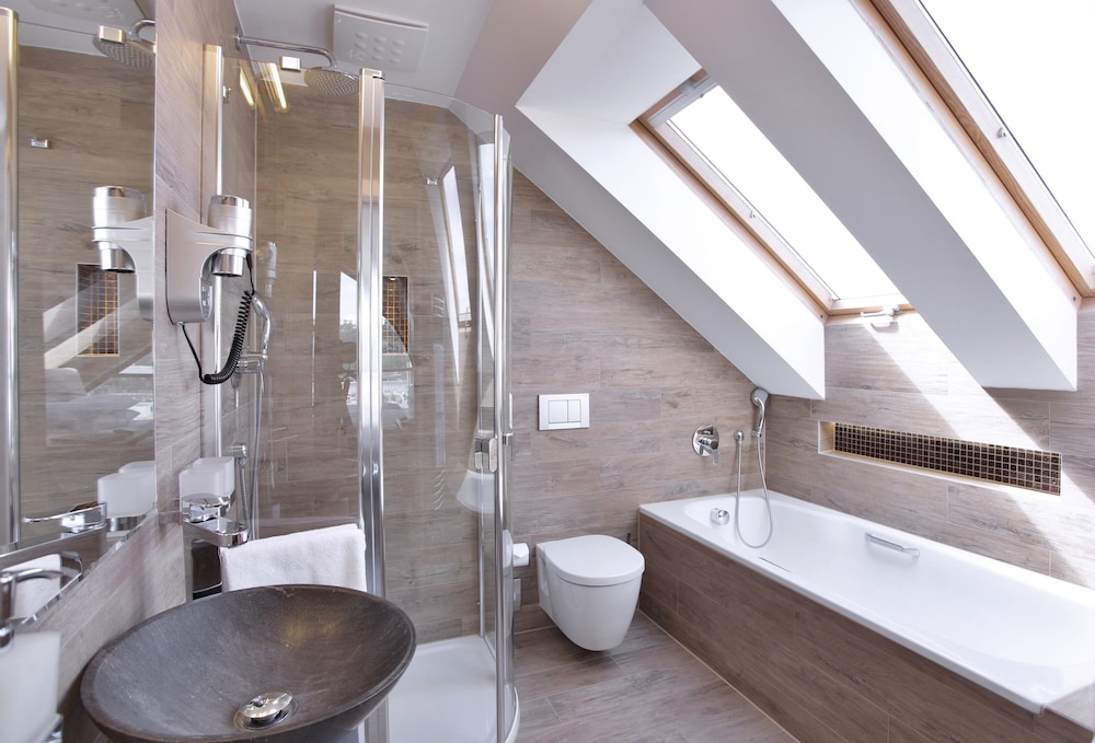 Absolutum Wellness Hotel — Hotel rooms in Prague, Prague