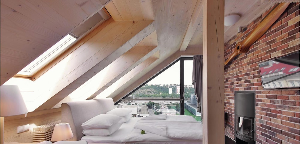 Absolutum Wellness Hotel — Hotel rooms in Prague, Prague