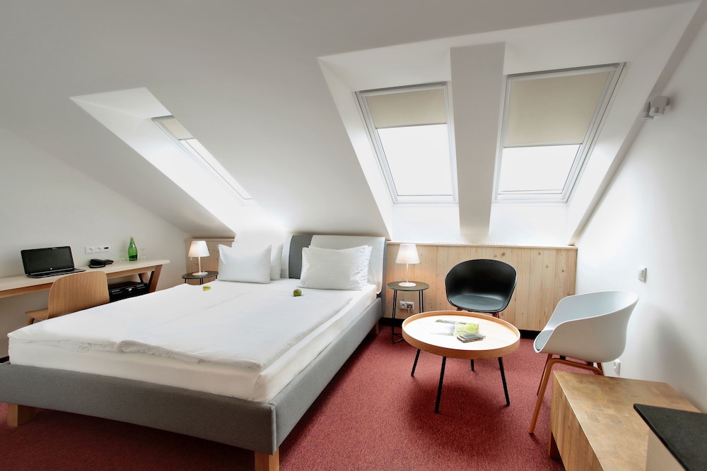 Absolutum Wellness Hotel — Hotel rooms in Prague, Prague