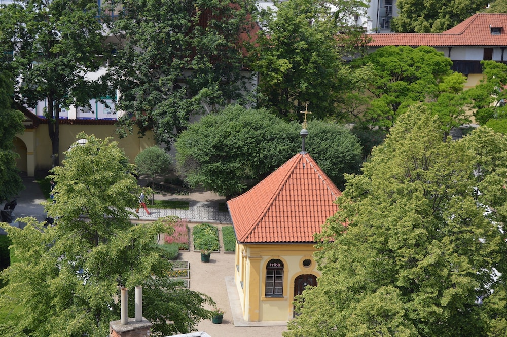 Adria Hotel Prague - zdjęcie 4