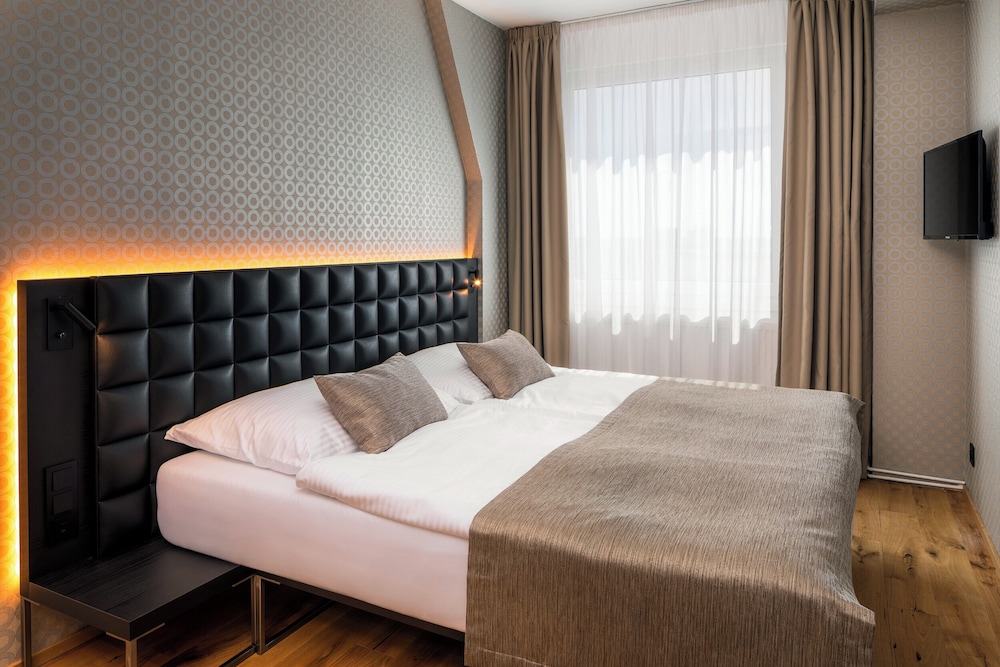 Aida Hotel — Hotel rooms in Prague, Prague