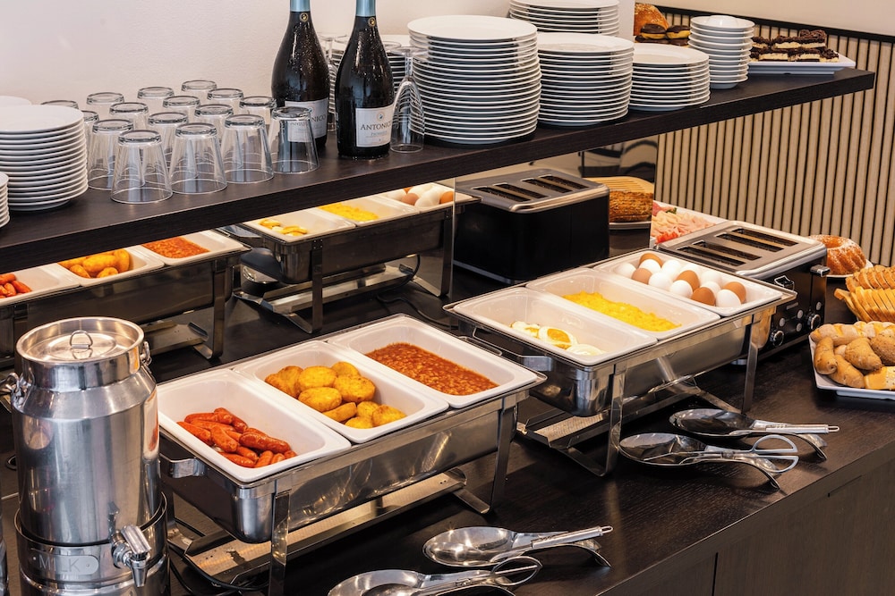 Aida Hotel — Restaurant & bars in Prague, Prague