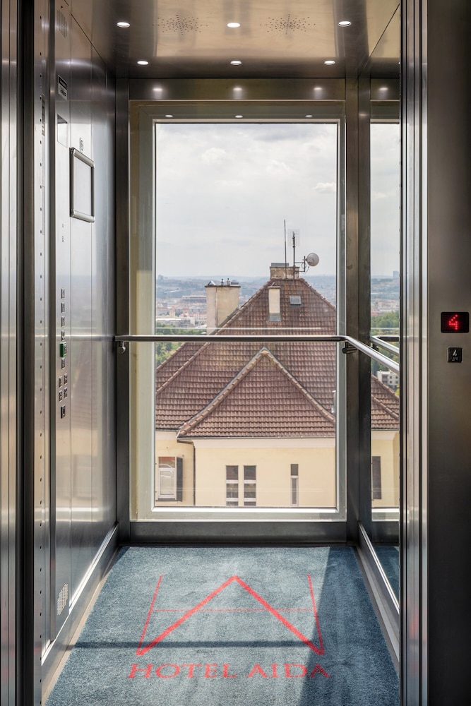 Aida Hotel — Hotel building in Prague, Prague