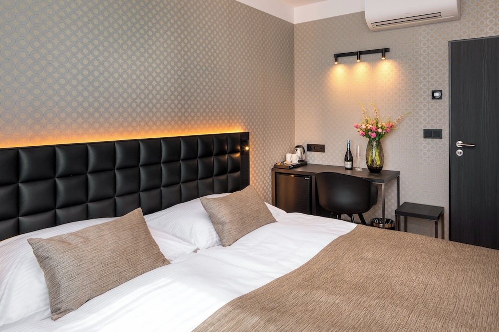 Aida Hotel — Hotel rooms in Prague, Prague