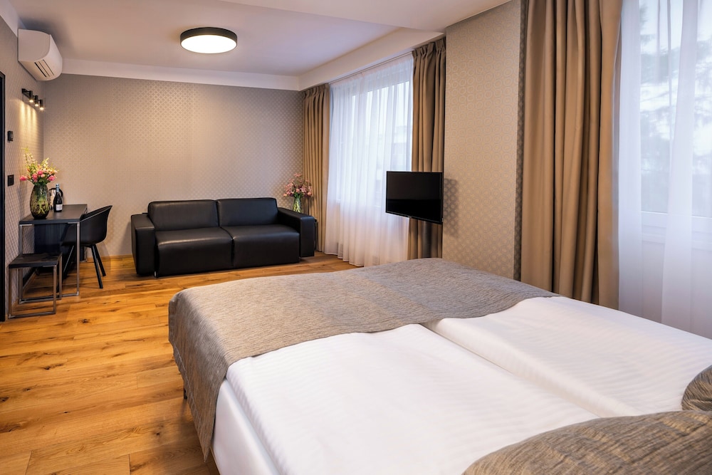 Aida Hotel — Hotel rooms in Prague, Prague