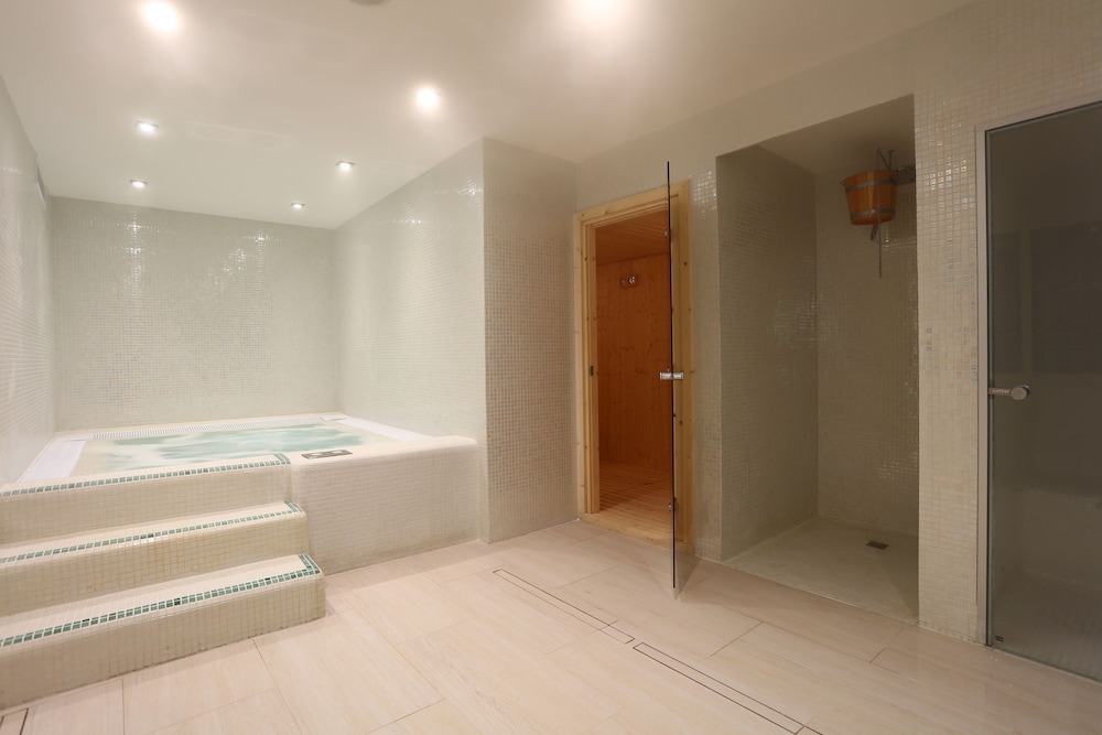 Iberostar Selection Playa de Palma — Spa in Playa de Palma, Balearic Islands