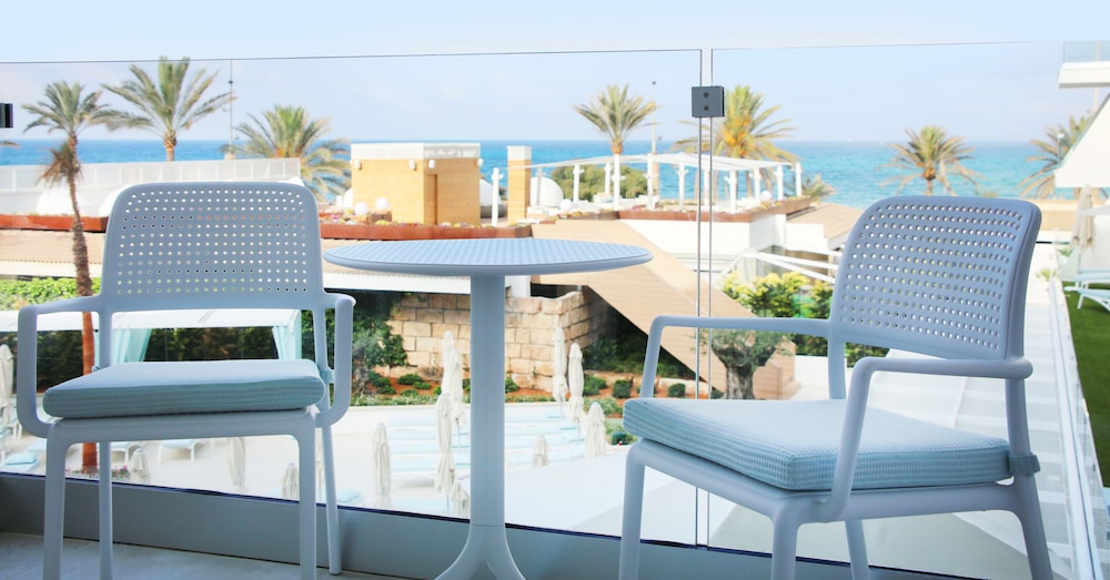 Iberostar Selection Playa de Palma — Hotel building in Playa de Palma, Balearic Islands