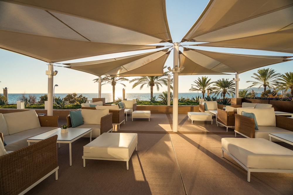 Iberostar Selection Playa de Palma — Restaurant & bars in Playa de Palma, Balearic Islands