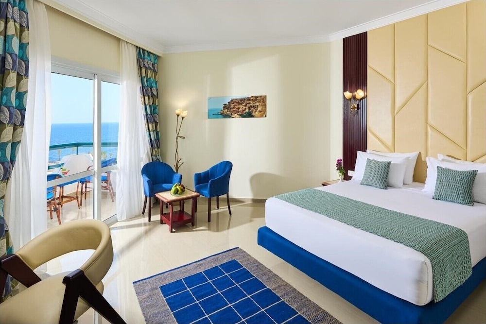 Dreams Beach Sharm el Sheikh — Hotel rooms in Sharm El Sheikh, Red Sea