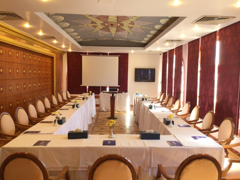 Dreams Beach Sharm el Sheikh — Hotel building in Sharm El Sheikh, Red Sea