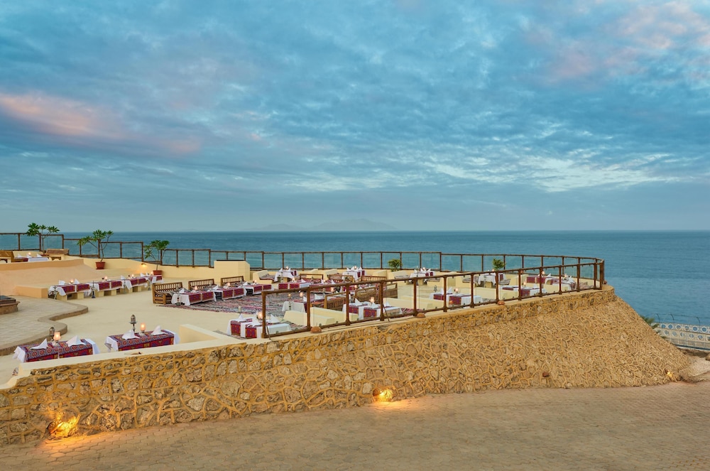 Dreams Beach Sharm el Sheikh — Restaurant & bars in Sharm El Sheikh, Red Sea